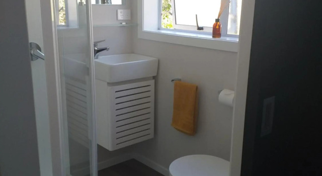 Sleepout Hideaway, Rezerwuj Hotel Hotele w Auckland Region z parkingiem, Parking