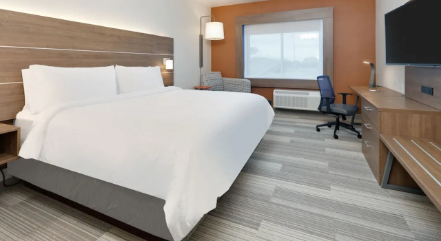 Двухместный люкс Holiday Inn Express & Suites Plano East - Richardson by IHG