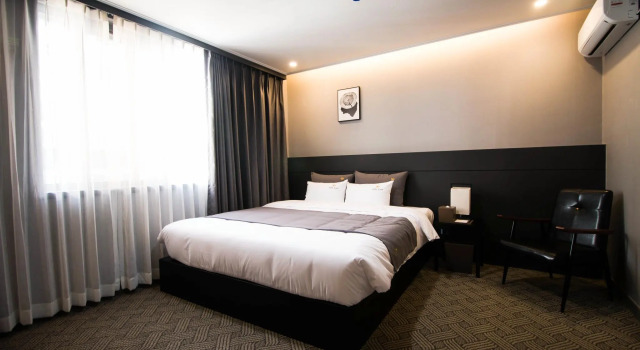 Двухместный номер Deluxe Hotel Gonggam Gonggan Busan Station