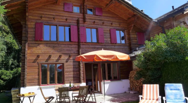 House Moncalme Crans-Montana, Prenota Hotel Lens Canton Vallese