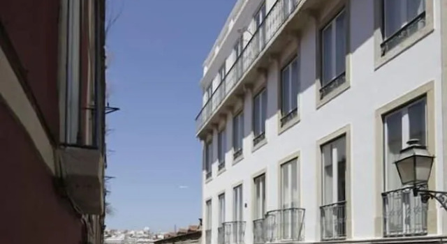 Santa Catarina Apartments by Les Deux Mariettes, Забронировать Апартаменты/квартира Отели Лиссабона с бассейном, рядом с Рештаурадориш, Бассейн