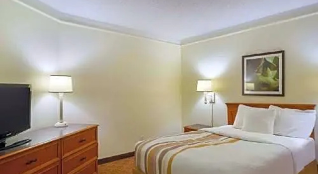Люкс La Quinta Inn Denver Cherry Creek