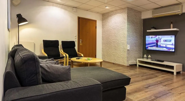 Piccadilly Circus deluxe flat Athens