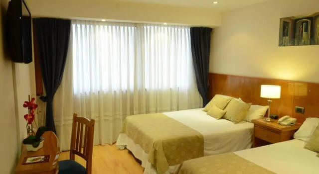 Четырёхместный номер Standard Ñikén Hotel & Spa
