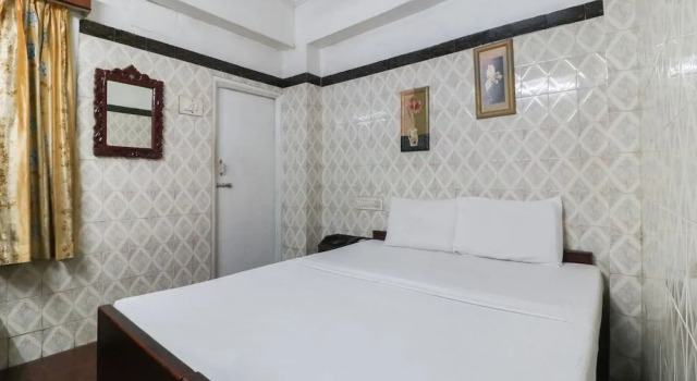 Spot on 27117 Mallika Residency