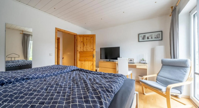 ID 7025 - Private Rooms, Забронировать Отель Отели Ганновера с парковкой, рядом с Музей истории авиации в Ганновере, Парковка