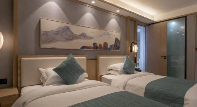 Люкс с видом на канал Hexi Corridor Grand Hotel