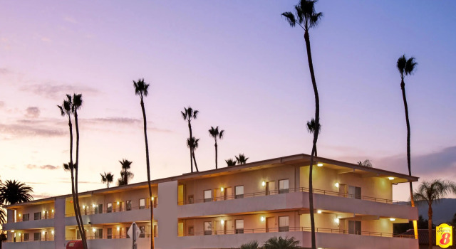 Super 8 By Wyndham Santa Barbara/Goleta, 预订 酒店 Goleta 圣巴巴拉