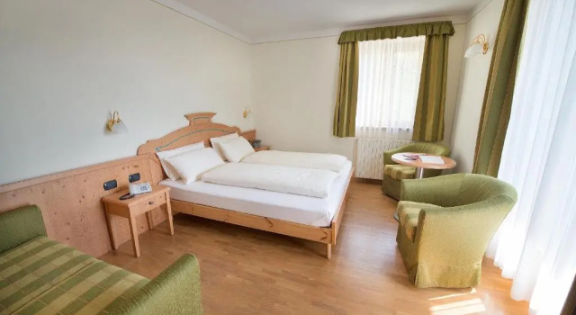 Двухместный номер Standard с видом на горы Hotel Interalpen