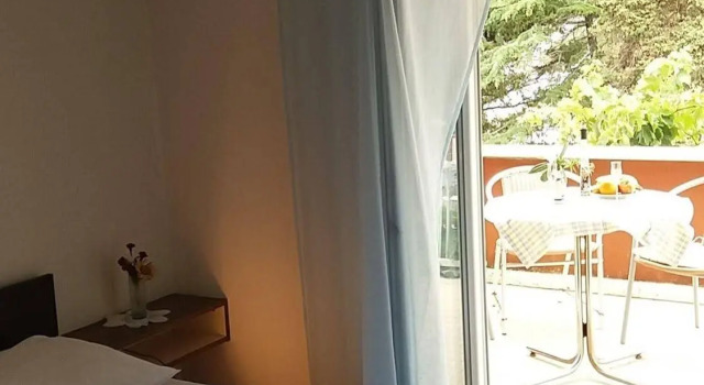 Blaga Rooms, Забронировать Апартаменты/квартира Отели Корчулы с парковкой, рядом с Частный Пляж «Виллы Корчула», Парковка