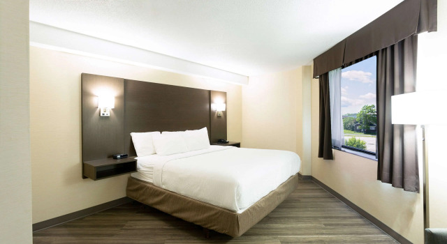 Days Inn by Wyndham Fallsview, Buchen Sie Gasthaus Mini-Hotels in New York State, Gasthaus