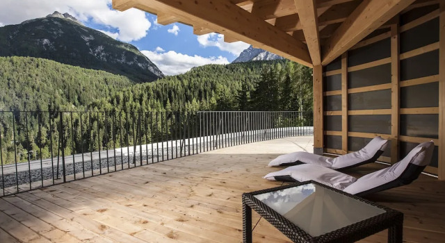 Люкс Superior Hotel Arnica Scuol