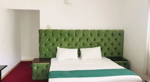 Kandy Blue, Забронировать Гостевой дом Канди 