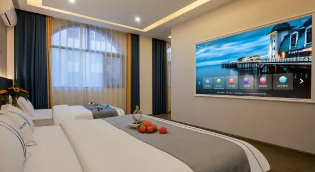 Семейный люкс Haiyue Movie Hotel (Mengzi Wencui Road)