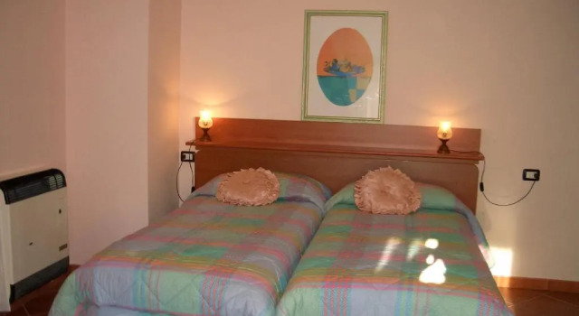 Hotel Ristorante Fiorelli, Varaa Hotelli  