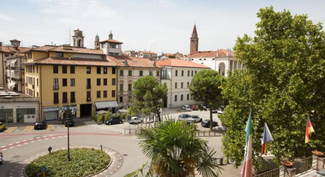 Кровать в общем номере Ostello di Vicenza