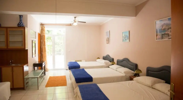 Nicolas Megavilla is for Family Vacations! Family Groups From 20 to 70 Guests, Забронировать Отель Отели Сароникос 3 звезды, 3*