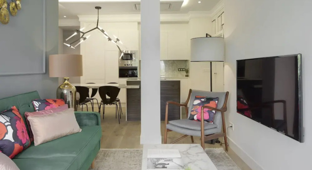 Apartamento Moraza Suite by Feelfree Rentals, Rezerwuj Apartament Hotele w Baskonia z parkingiem, Parking