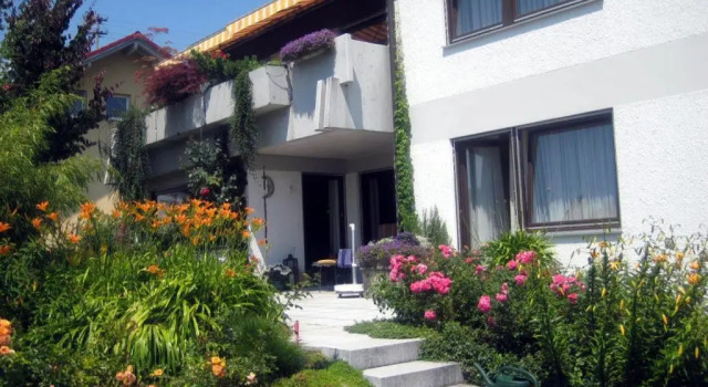 Апартаменты BodenSEE Apartment Langenargen Fliederweg