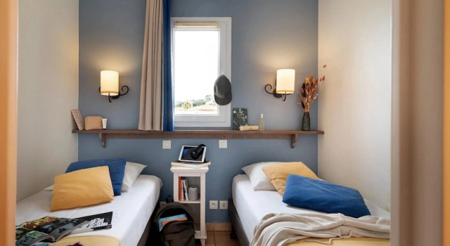 Stunning 4-person Sea View Haven