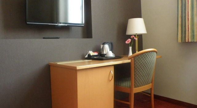 Albion Hotel, Забронировать Отель Ипр Westhoek