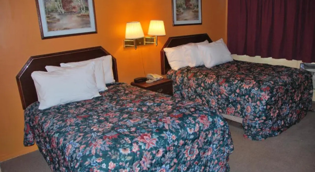 Imperial Motel, Book Motel Moteller i Port Dickinson, Motel