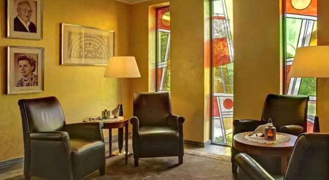 Hotel Schmitt, Забронировать Отель Отели Айфель с бассейном, Бассейн