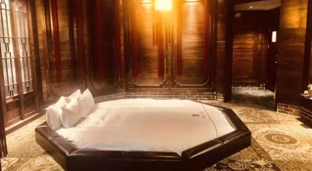 Deluxe Suite Bode Boutique Theme Hotel