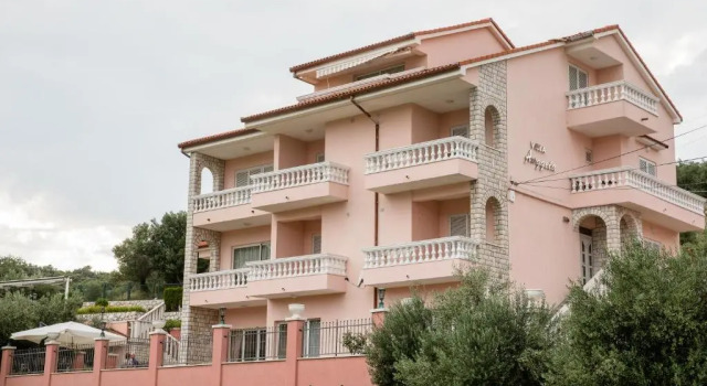 Номер Deluxe Guest House Villa Anggela