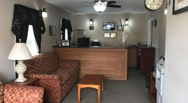 Red Carpet Inn, Alexandria, Buchen Sie Hotel Hybla Valley USA
