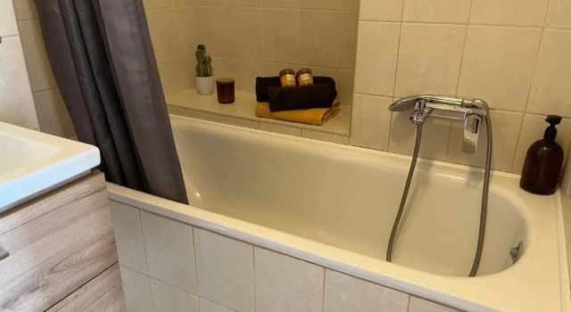 VIP Mini Resort, Buchen Sie Gasthaus Motels in Pest, Motel