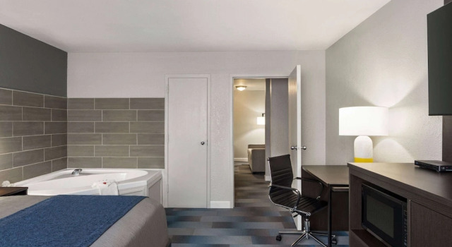 Двухместный люкс Deluxe c 1 комнатой Motel 6 - Chillicothe, MO