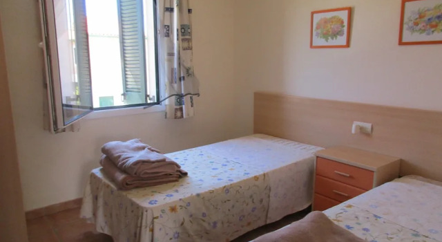 Inmo Estartit Villa Mas Pinell 93, Book Villa Mas Pinell Girona