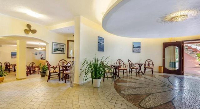 Hotel Mon Repos, Reserva ahora Hotel Hoteles en Poltu Quatu con piscina, Piscina