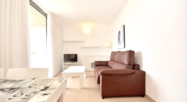 Apartment with One Bedroom in Benidorm, with Wonderful City View, Pool Access And Terrace - 900 M From the Beach