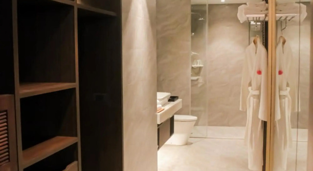 The Excelsior Hotel, Забронировать Отель Отели Малабон 4 звезды, 4*