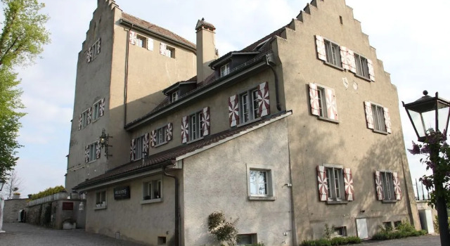 Hotel & Restaurant Schloss Schwandegg, Buchen Sie Hotel Stammheim Schweiz