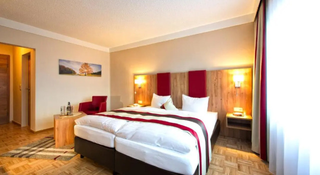 Двухместный номер Standard с балконом Genusshotel "Zum Wendl"