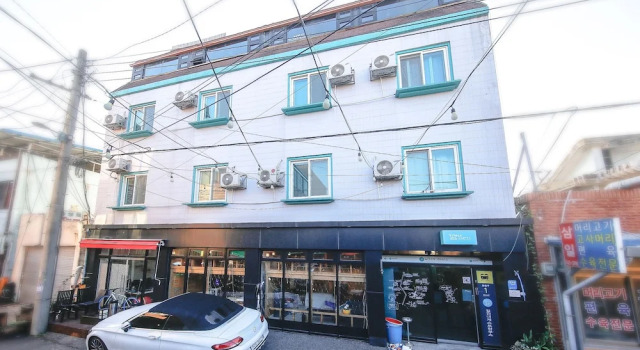 Across the Street Guesthouse - Hostel, Reserva ahora Albergue Hoteles en Suncheon con desayuno, Desayunos