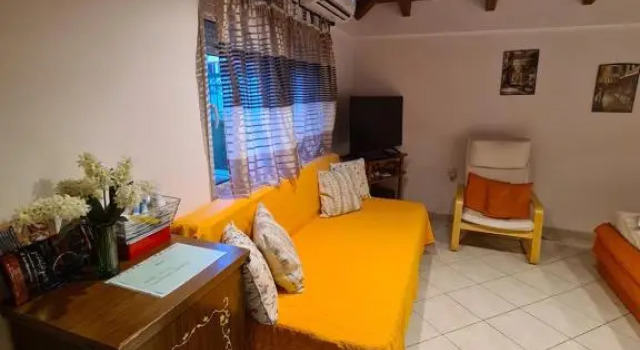 Semelia's Guest house, Prenota Affittacamere Spata Municipality of Spata - Artemida