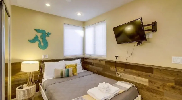 Ocean Breeze 1 & 2, Забронировать Отель Отели Сан-Диего с парковкой, рядом с Bahia Point Beach, Парковка