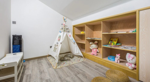 Floral Hotel Red Forest Yuyao