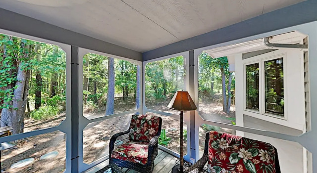 Salt Pond Golf W/ Pools & Designer Style 3 Bedroom Home