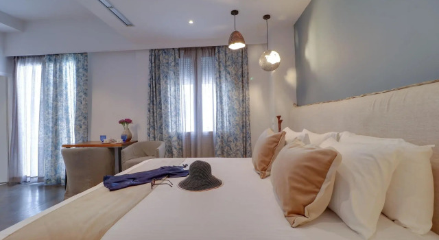 AthiNN Residence