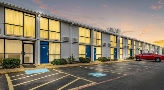 Motel 6-Henderson, TX, Prenota Motel Henderson Texas