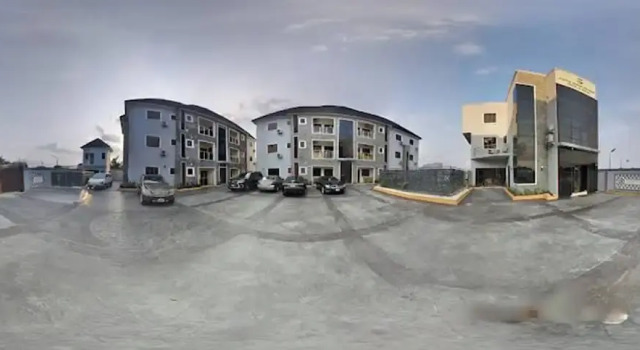Sterling lakeview Apartments Hotel and Suites, Prenota Appartamento Hotel a Obio-Akp con parcheggio, Parcheggio