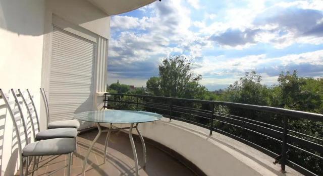 Deluxe Huoneisto Park View Bucharest