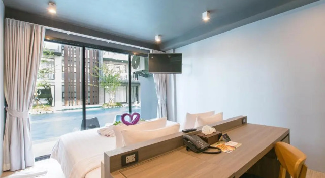 Двухместный номер с выходом к бассейну Grand Deluxe Maya Phuket Airport Hotel-Naiyang Beach