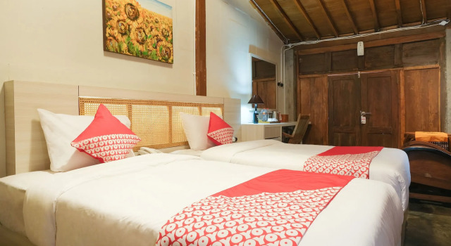 OYO 321 Kampung Lawasan Heritage Cottage