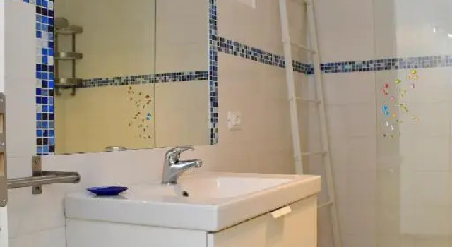 Casa Sara, Забронировать Отель Отели в центре Ачиреале, в центре